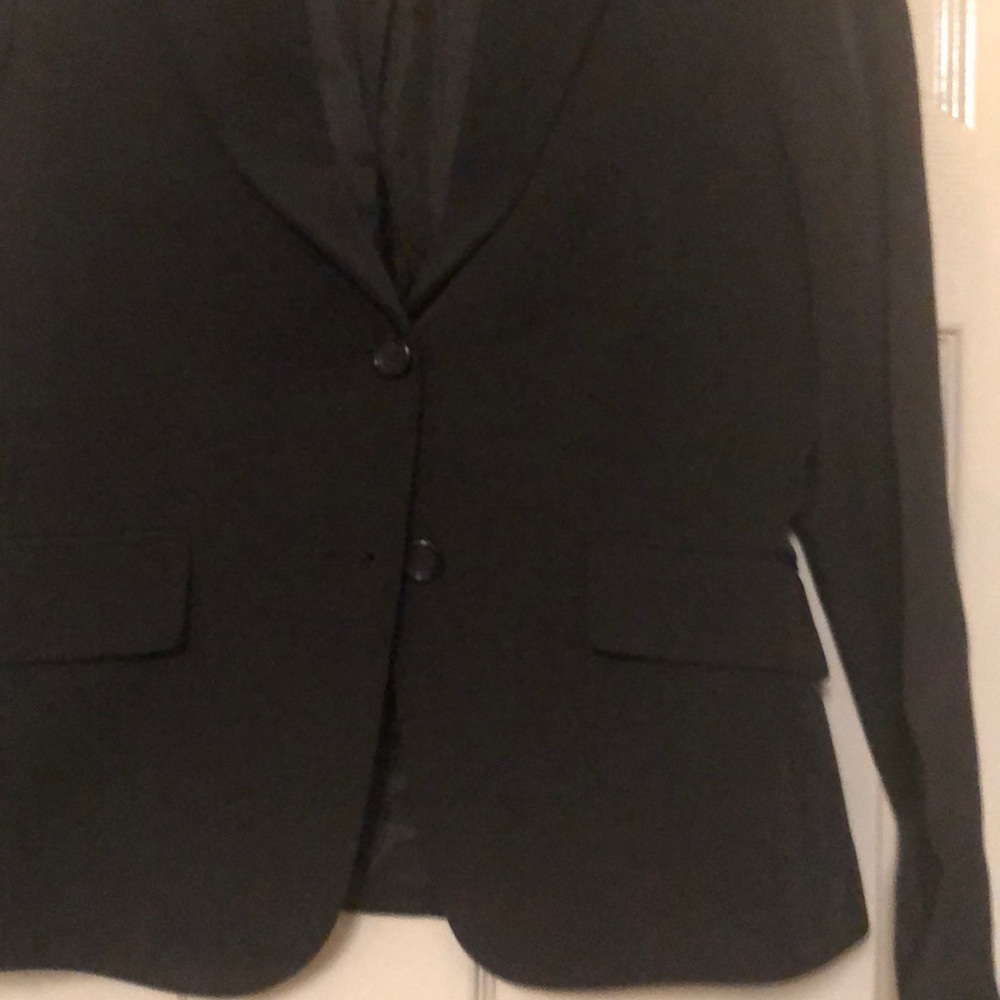 Tahari blazer